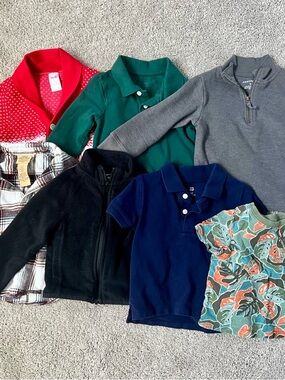 (7) Assorted 2Ttoddler boys tops , winter sweater, button downs, zip up